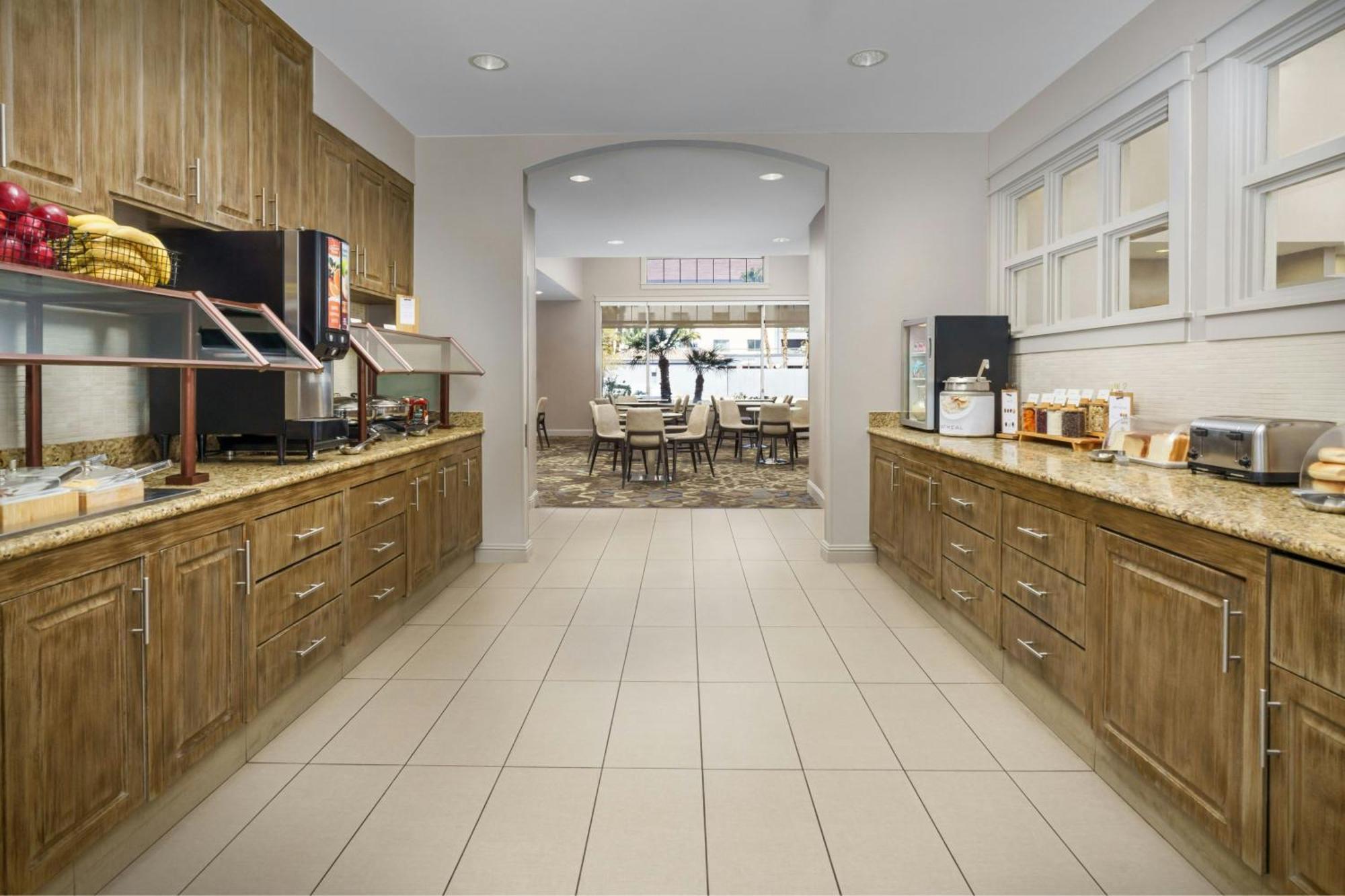 Residence Inn By Marriott Las Vegas Stadium Area מראה חיצוני תמונה