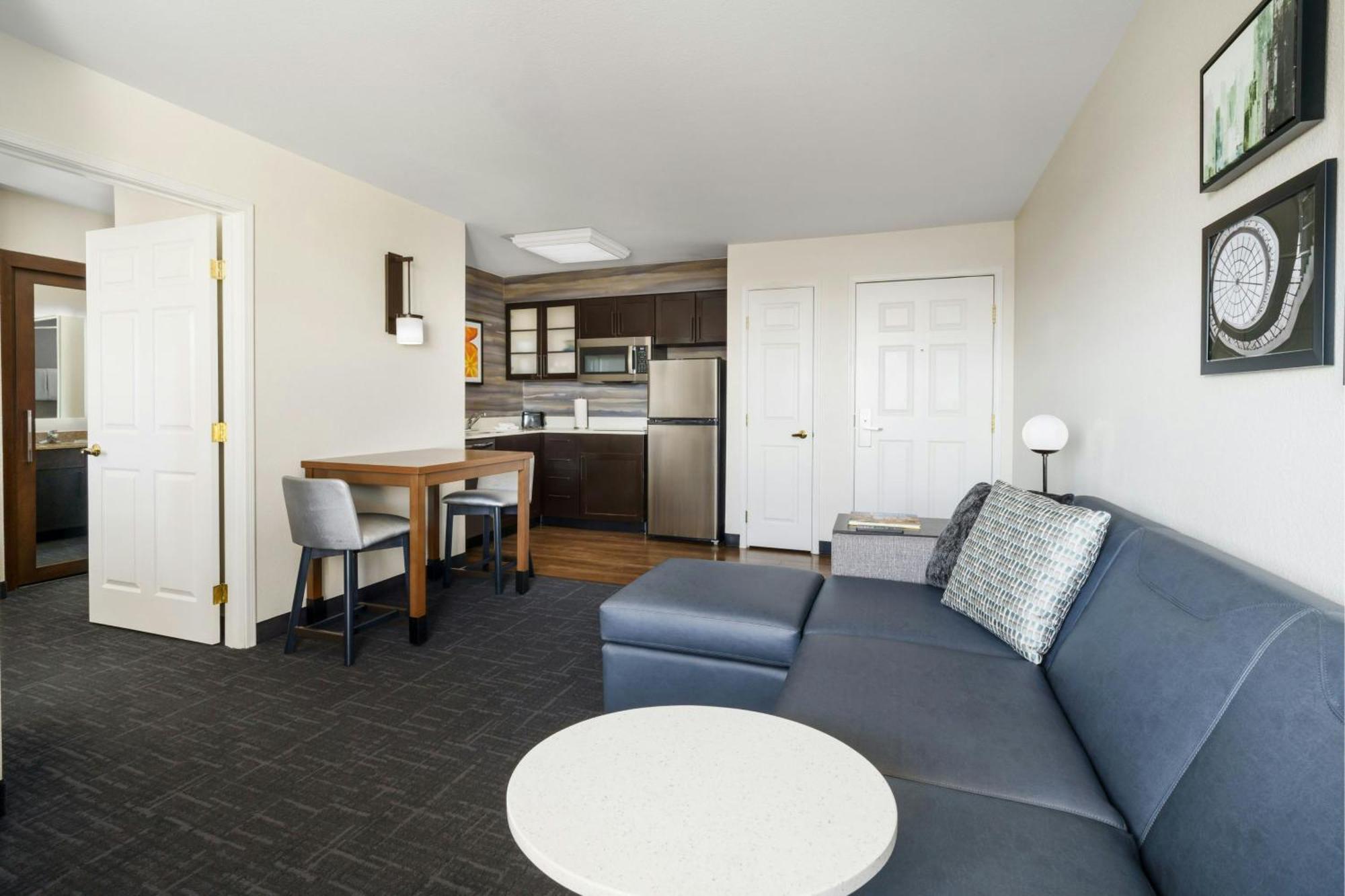 Residence Inn By Marriott Las Vegas Stadium Area מראה חיצוני תמונה