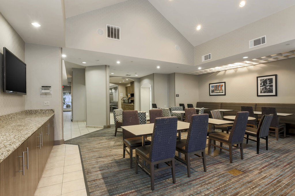 Residence Inn By Marriott Las Vegas Stadium Area מראה חיצוני תמונה